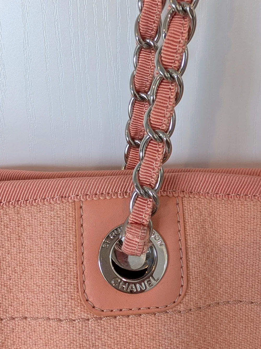 CHANEL Deauville Peach Chain-Handle Logo Tote - Picture 14 of 16